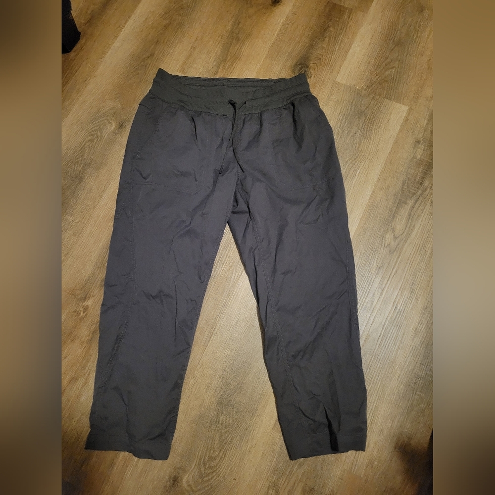 The North Face Charcoal Cropped Pants